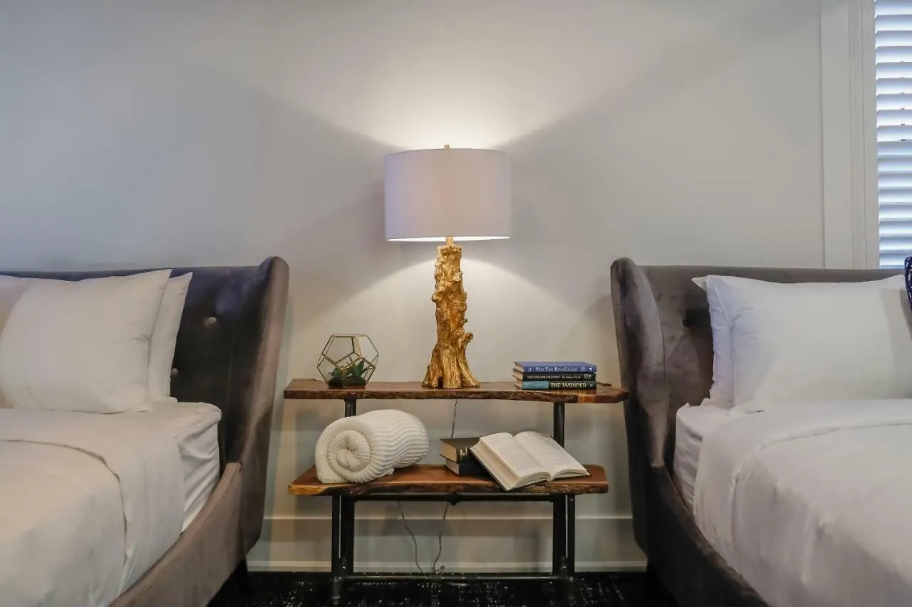 The Westlake Toronto 5*,  Kanada